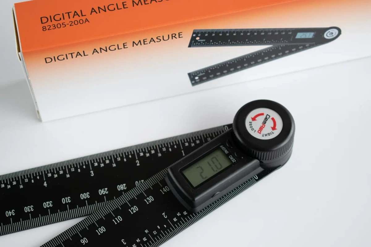 The AM-1 reading 21.0 degrees in front of its orange Digital Angle Measure box