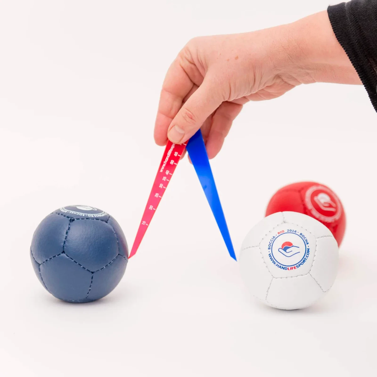 Der 14 cm Boccia-Messschieber in Nahaufnahme.